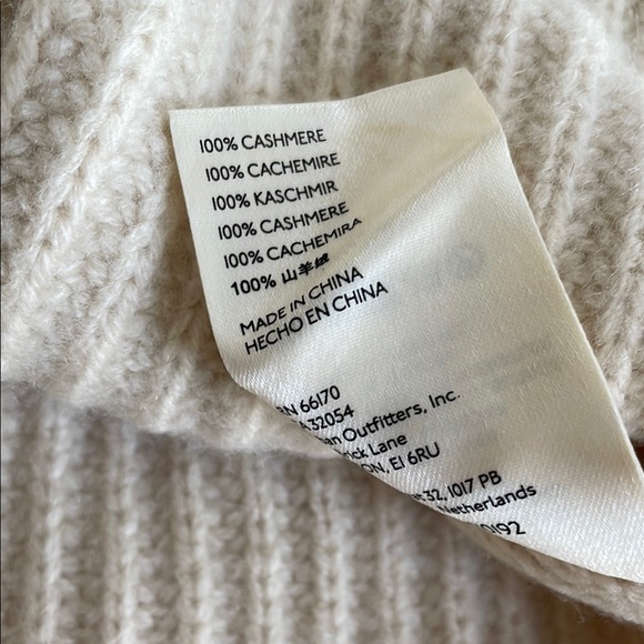 Anthropologie Cashmere Cream Sweater Sleeveless Hoodie Vest - Picture 4 of 11